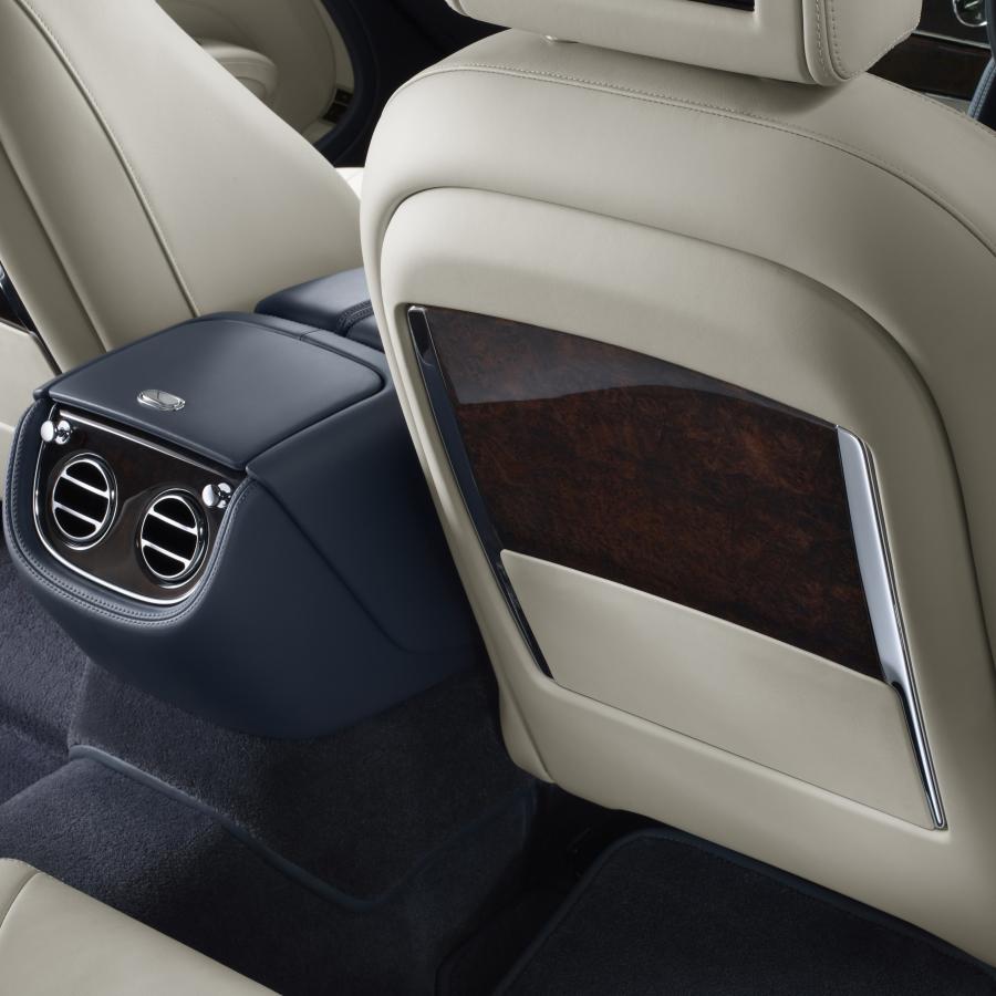  Bentley Mulsanne 2013 года  (фото 4 из 24)
